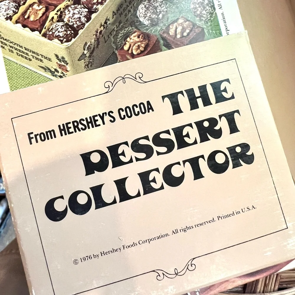 Vintage Hershey The Dessert Collection Recipe Cards 1976 Cookbook With Canister